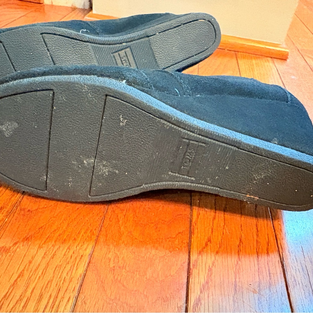 Toms booties - Picture 3 of 8